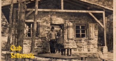Adolf und Anna Thirolf vor der "Waldschänke", vor 1956.